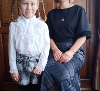 Юна піаністка з Горішніх Плавнів — призерка Всеукраїнського конкурсу «Київський колорит»! 