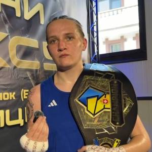 🥊 Вихованка ДЮСШ №1 м. Горішні Плавні Марина Шевченко — чемпіонка України з боксу! 🥇🇺🇦